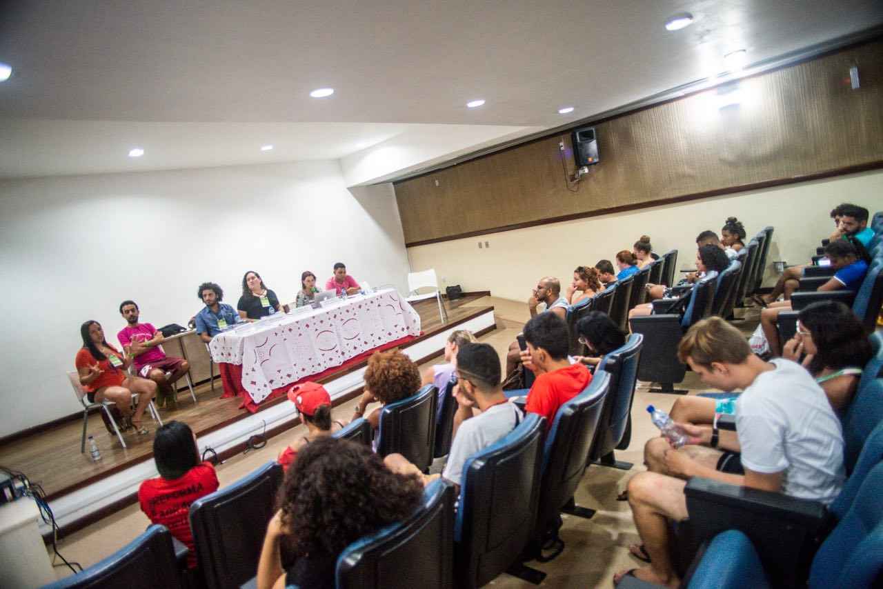A internet na luta por democracia
